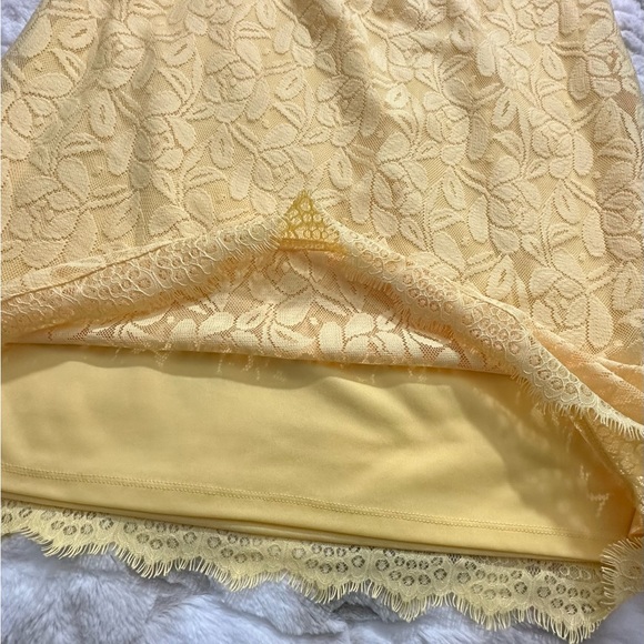 London Times Canary Yellow Lace Party Dress 12 - Picture 6 of 8